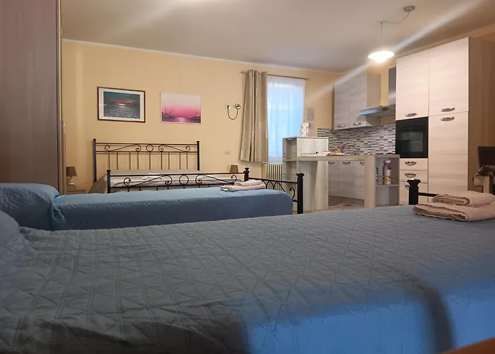 Iris, Turistico アパート